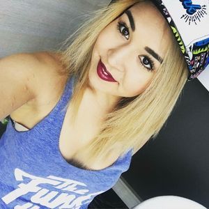 Meet your Posher, Jenna